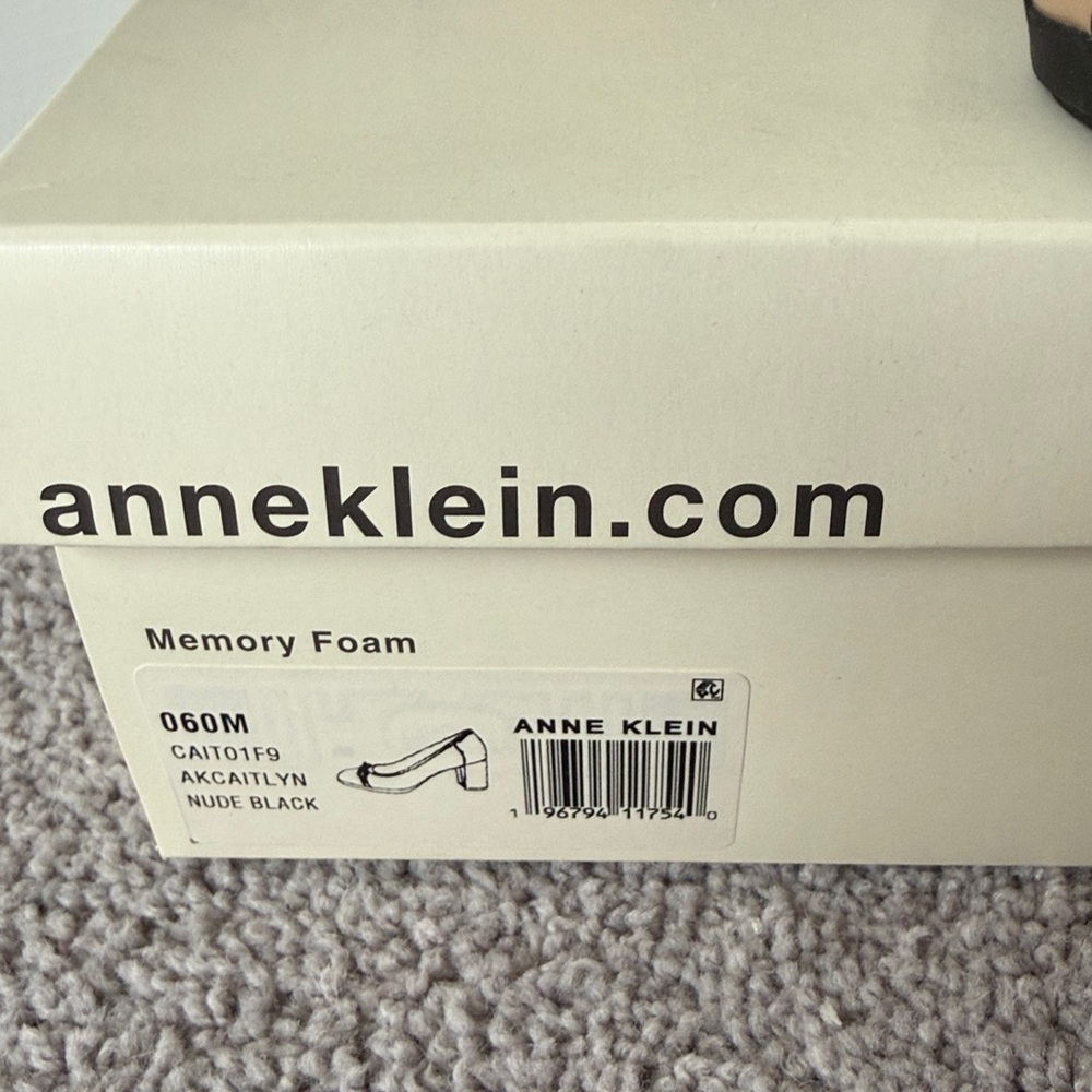 Anne Klein Caitlyn pumps - Picture 2 of 7